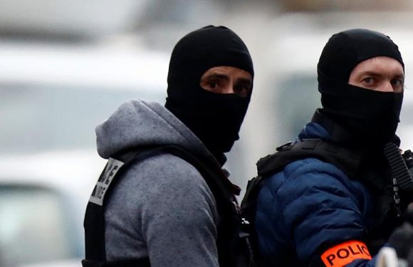 Time for the ‘gilets bleus’? Exhausted French police to protest better working conditions