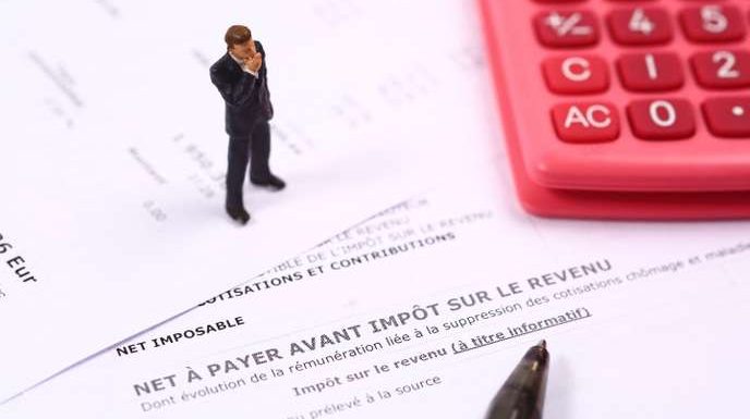 « Si les prestations sont aussi coûteuses, c’est parce que notre pays souffre d’un déficit d’emplois »