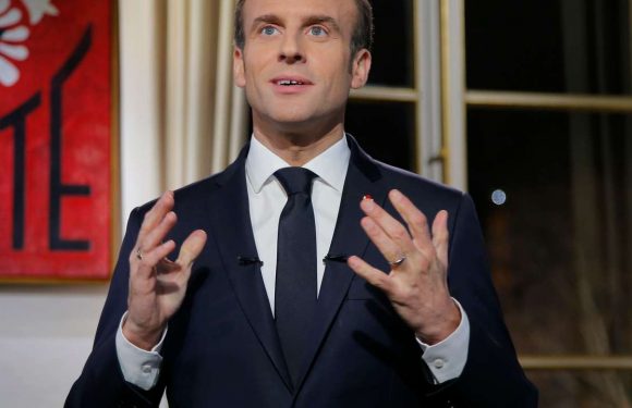 Les vœux d’Emmanuel Macron critiqués par l’opposition et les « gilets jaunes »