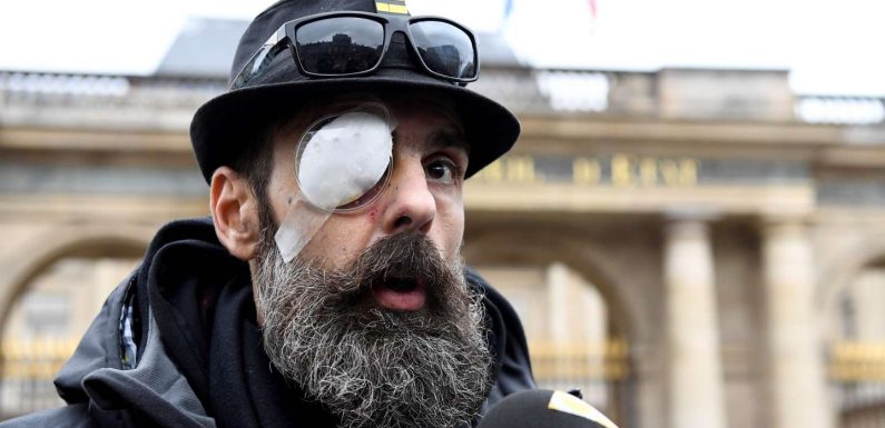Blessure de Jérôme Rodrigues : un tir de LBD a bien eu lieu près du « gilet jaune »