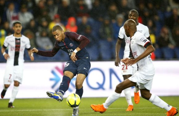 PSG-Guingamp EN DIRECT. Les Parisiens toujours invincibles en coupe nationale?.. Suivez ce quart de Coupe de la Ligue en live