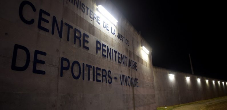 Poitiers: Un détenu «ultra-violent» agresse cinq surveillants