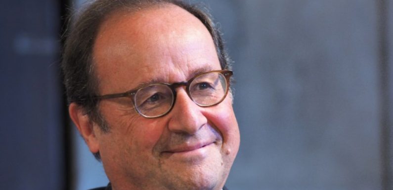 Il faut «solenniser le referendum» mais pas pour tout, selon François Hollande