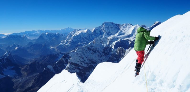 Nice : « On rejoint nos idoles de l’alpinisme », Benjamin Guigonnet raconte l’ascension qui lui a permis de remporter le piolet d’or