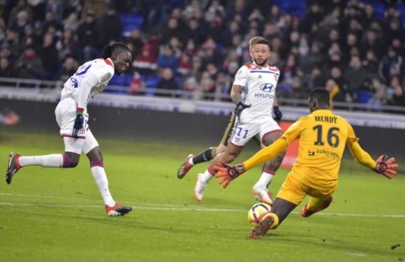 OL-Reims: «Comment peut-on me dire qu’il n’y a pas penalty ?»… L&rsquo;utilisation du VAR a-t-elle coûté cher aux Lyonnais?