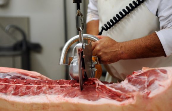 Abattoirs: Carrefour va contrôler ses partenaires et demander la pose de caméras