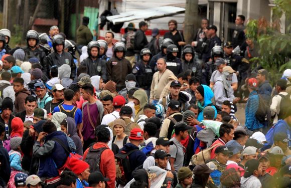Migrants: La caravane du Honduras reprend sa marche au Guatemala