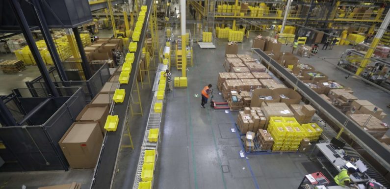 Drôme: Un salarié d’Amazon licencié pour avoir soutenu les «Gilets Jaunes» sur Facebook