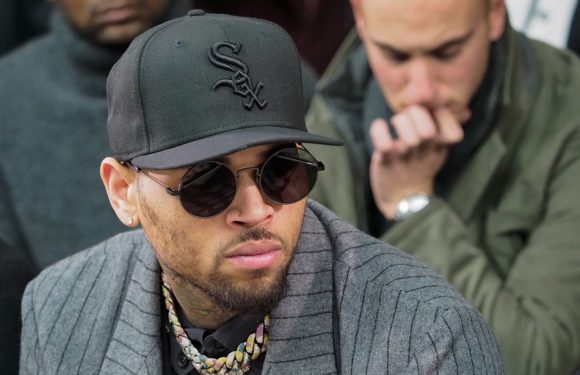 VIDEO. Chris Brown accusé de viol: Violences, harcèlement… Le chanteur n&rsquo;en est pas à sa première affaire judiciaire