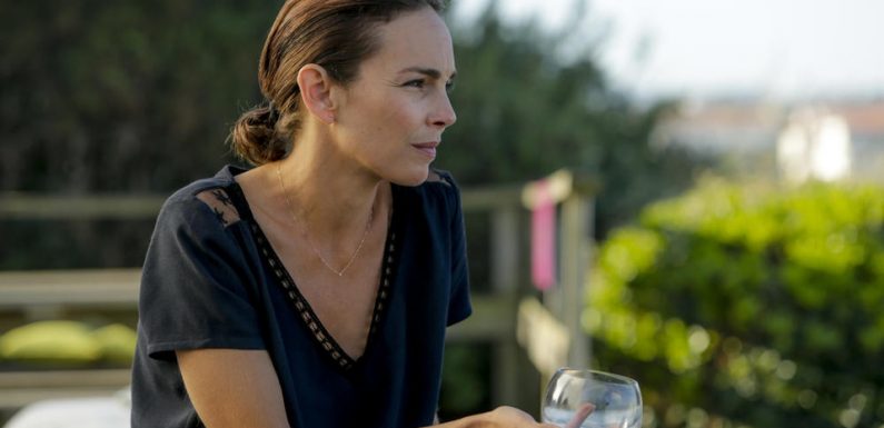 TF1 truste la première place des audiences avec sa série «Infidèle»
