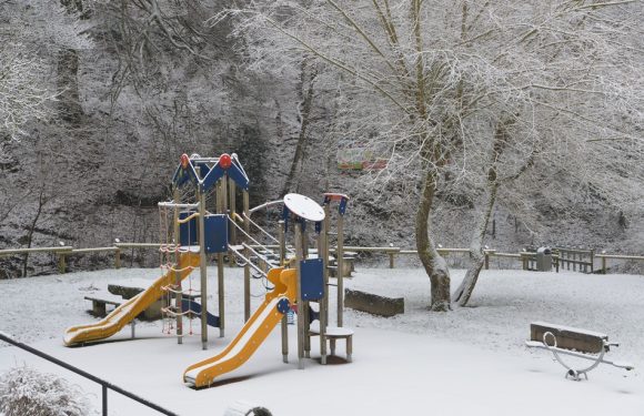 Intempéries: 41 départements placés en vigilance orange neige-verglas et vent violent