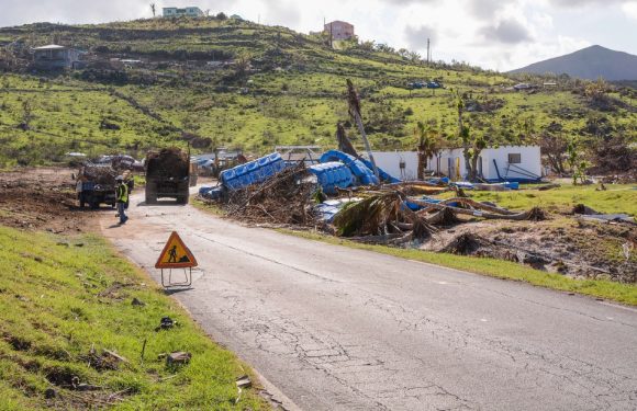 St-Martin: Seize mois après Irma, la lente reconstruction d&rsquo;un établissement scolaire provoque la colère