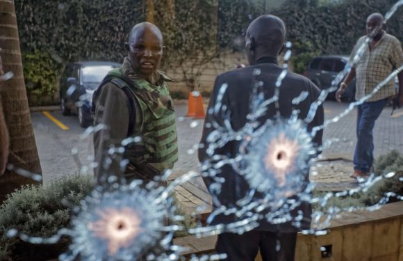 Kenya: Au moins six morts dans l&rsquo;attaque d&rsquo;un complexe hôtelier revendiquée par un groupe djihadiste