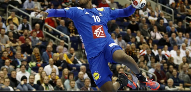 Mondial de hand EN DIRECT: Les Experts bataillent mais passent enfin devant… Suivez Allemagne-France avec nous