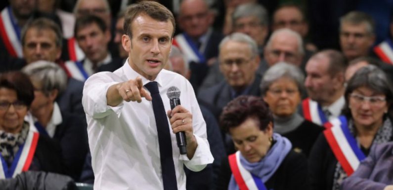 «Grand débat national»: Malgré les efforts de Macron, les maires gardent leurs distances
