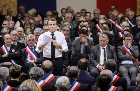 VIDEO. Grand débat à Souillac: Emmanuel Macron appelé «à ne pas bluffer»