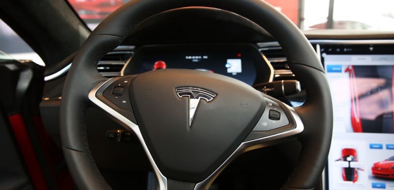 Batteries inflammables: Plainte contre Tesla aux Etats-Unis après un accident mortel