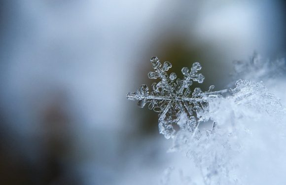 Météo: Cinq départements en vigilance orange neige-verglas