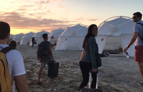 «Fyre»: Le gigantesque fiasco d&rsquo;un festival inspire un docu Netflix sur le narcissisme de notre époque