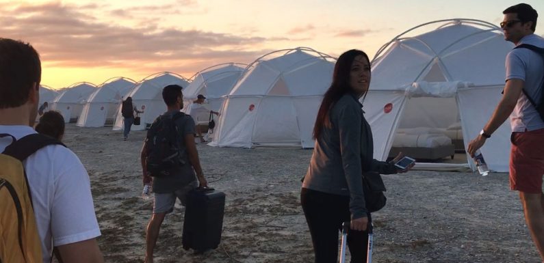 «Fyre»: Le gigantesque fiasco d’un festival inspire un docu Netflix sur le narcissisme de notre époque
