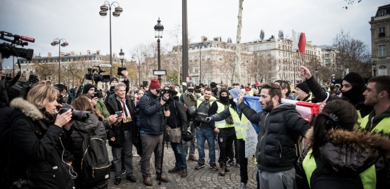 Deux agents de protection de journalistes témoignent des violences de certains «gilets jaunes»
