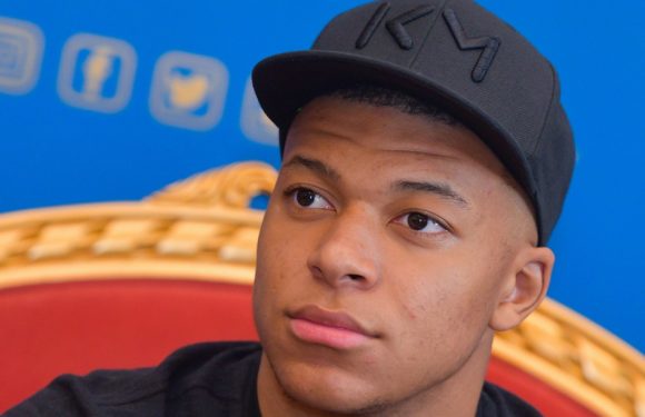 AUDIO. «Minute Papillon!»: Kylian Mbappé et Didier Deschamps «enfoirés», Léa Elui promeut la confiance en soi