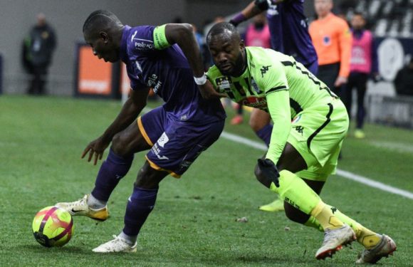 VIDEO. TFC-Angers: Gradel a manqué le penalty de la victoire mais «il faudrait être débile pour lui en vouloir»