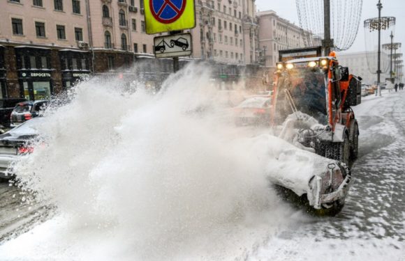 Moscou: Des dizaines de vols perturbés par la neige, les trois aéroports touchés par des annulations et des retards