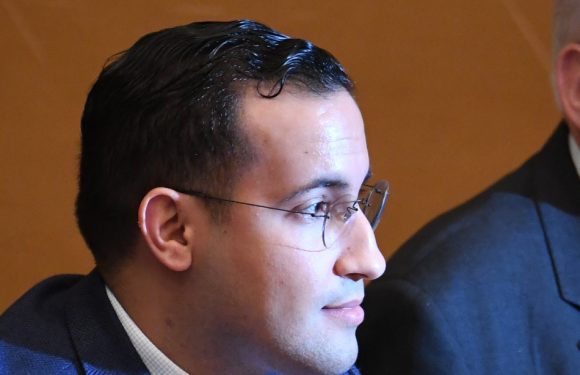 VIDEO. Affaire Benalla: Alexandre Benalla reconnaît des «erreurs» mais refuse de répondre aux questions des sénateurs sur les passeports diplomatiques