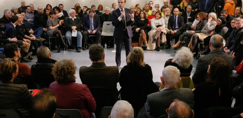 «Pardon de m’inviter au dernier moment!», Macron dans l’arène citoyenne