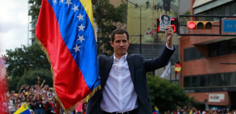 Venezuela: Trump reconnaît l’opposant Guaido comme président par intérim, Maduro riposte