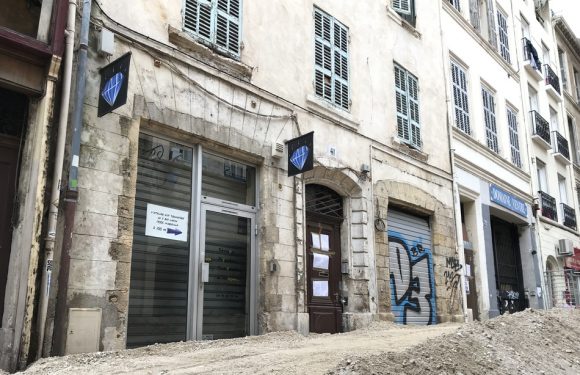 Marseille: «Je viens leur dire au revoir», la mairie va détruire deux immeubles qui menacent de s’effondrer
