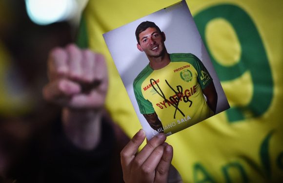 Disparition d’Emiliano Sala: Propriétaire de l’avion, identité du deuxième pilote… Les zones d’ombre autour du vol