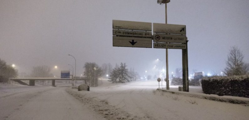 Neige: De lourdes perturbations de circulation à prévoir en Ile-de-France à partir de mardi soir
