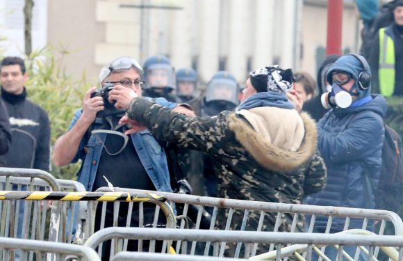 «Gilets jaunes»: Une pétition lancée pour défendre la liberté d&rsquo;informer