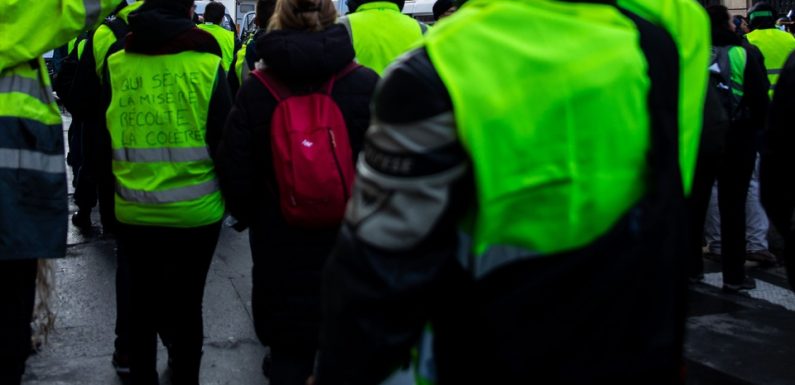 «Gilets jaunes» à Epinal: Un manifestant mis en examen pour avoir dégradé une voiture de police