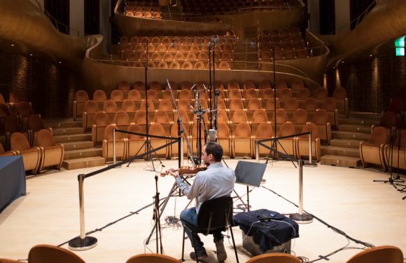 En Italie, une ville entière doit se taire complètement pendant l’enregistrement d’un Stradivarius