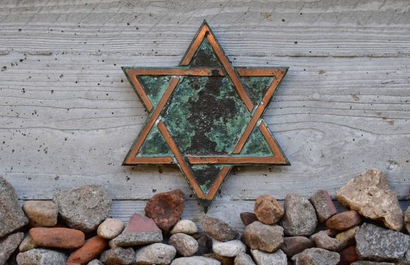 Quatre Européens sur 10 estiment que l&rsquo;antisémitisme n&rsquo;est pas un problème dans leur pays