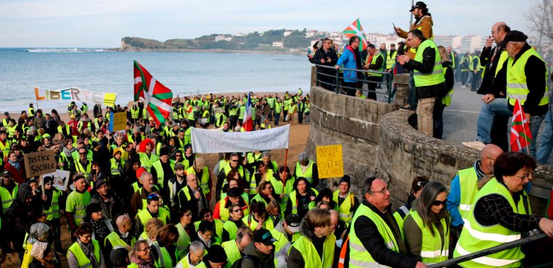 Yellow Vest: The Gilet Jaune and ‘France Profonde’