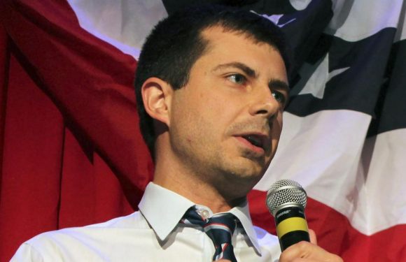 USA: un jeune maire démocrate, gay et ex-militaire, se lance dans la présidentielle 2020