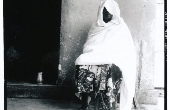 LITTERATURE – «De si longues nuits» : Les femmes d’émigrés ouest-africains confient leur solitude