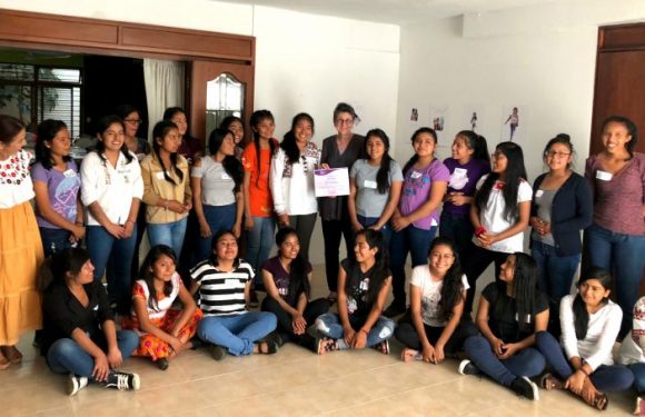 Mexique : un atelier photo proposé aux femmes de Oaxaca leur offre un nouveau regard sur la société