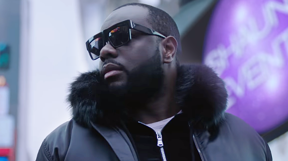 Showbiz: quand Maître Gims s’attire la foudre des fans de Michael Jackson