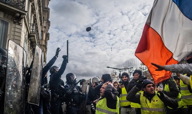 Inside the Chaos of the Gilets Jaunes Protests