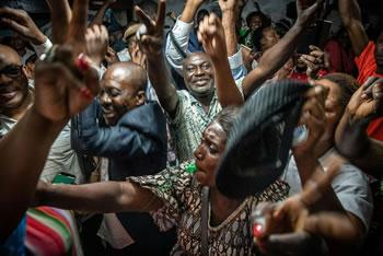 Tshisekedi président et Kabila au Parlement