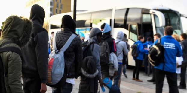 Paris: dans le 16e, riverains et élus contestent la réquisition d’un gymnase pour accueillir des migrants