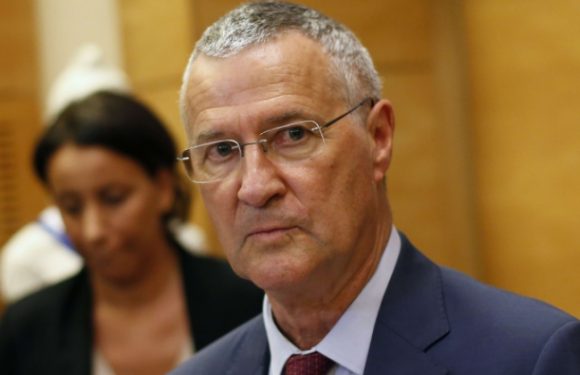 Whisky Dalmore 62 : le petit plaisir du directeur de cabinet de Macron qui coûte (très) cher