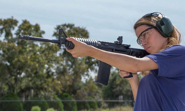 Interdiction des armes d’assaut : juste une question d’apparences