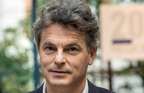 Le patron du PCF favorable à des référendums sur tous les sujets, y compris la peine de mort