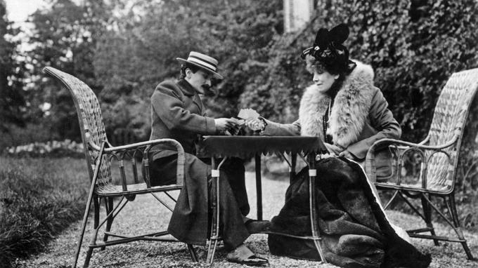 Sarah Bernhardt reçoit la légion d’honneur le 14 janvier 1914 : une injustice réparée